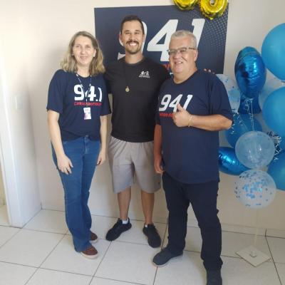 Campo Abeto FM estÃ¡ com programaÃ§Ã£o especial dos 33 anos